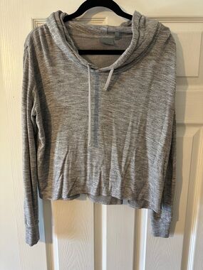 Athleta Heather Gray Cropped Hoodie Sweatshirt